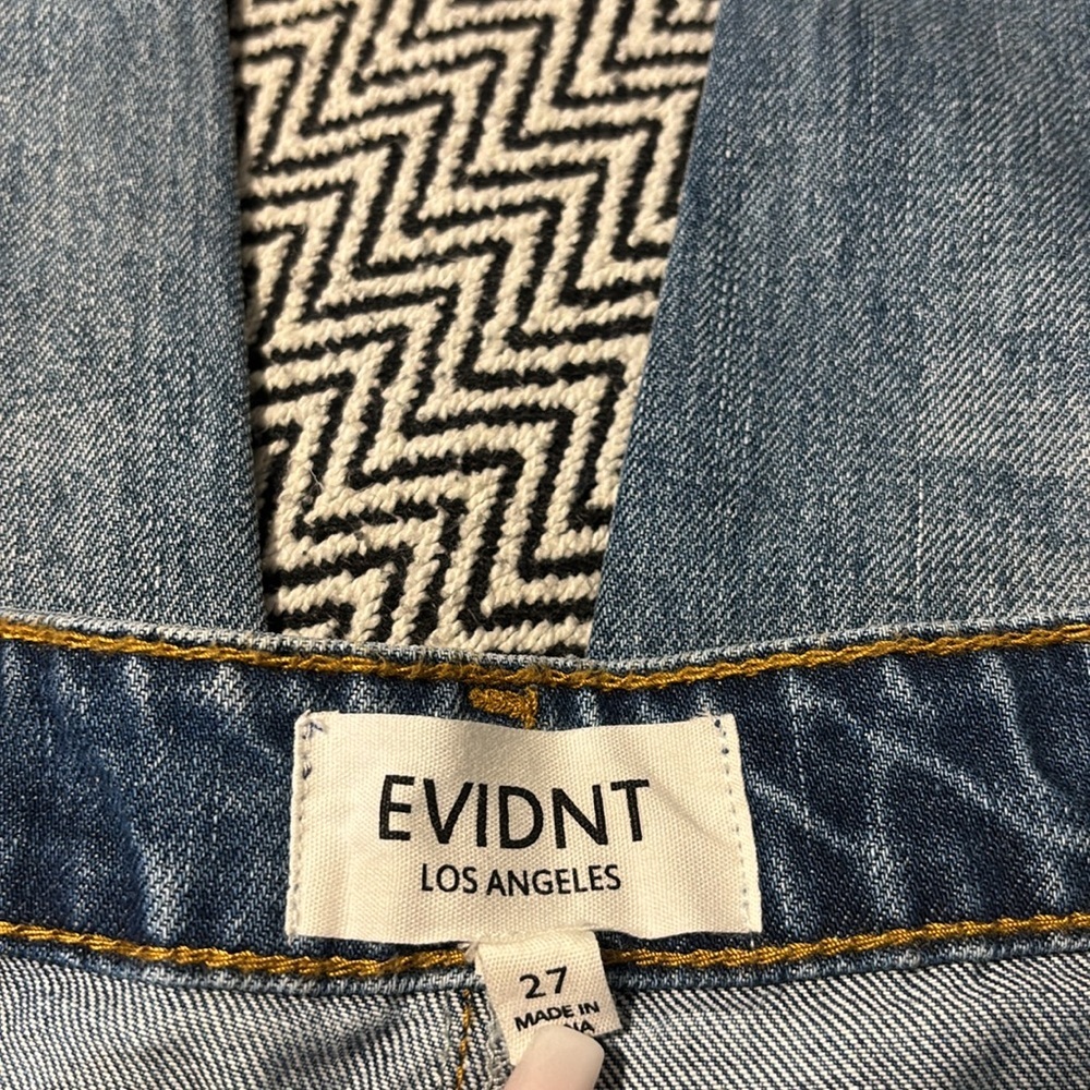 EVIDNT Malibu Medium Wash Distressed Girlfriend Jeans | Sz 27 - Picture 4 of 11